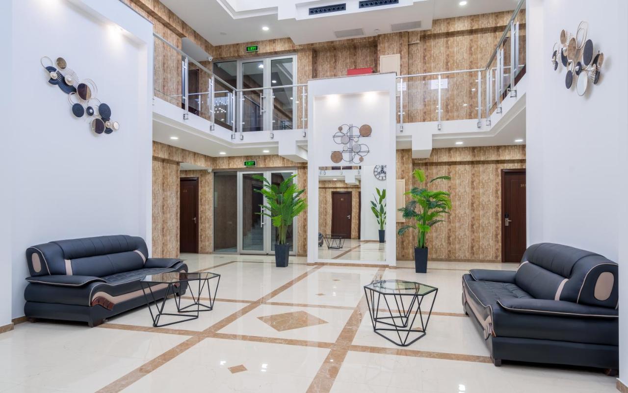Aura Hotel ティビリシ エクステリア 写真